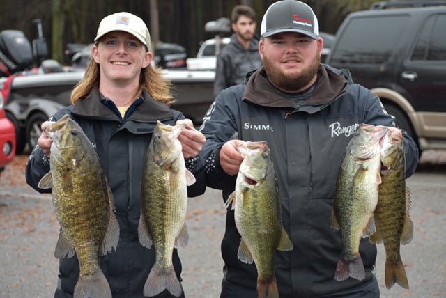 Hammer Rod's Ty Cox and Partner Fisher Young Claims University of North Alabama Winter Invitational
